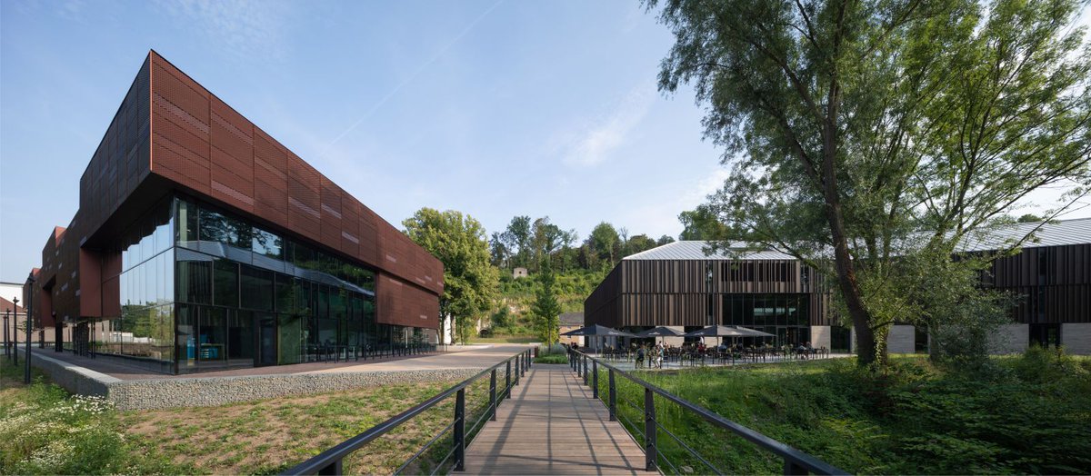 Experience centre Par’Course in Valkenburg by MoederscheimMoonen
#architecture #experiencecenter @moederscheimmoonen tinyurl.com/bdd7mcnm