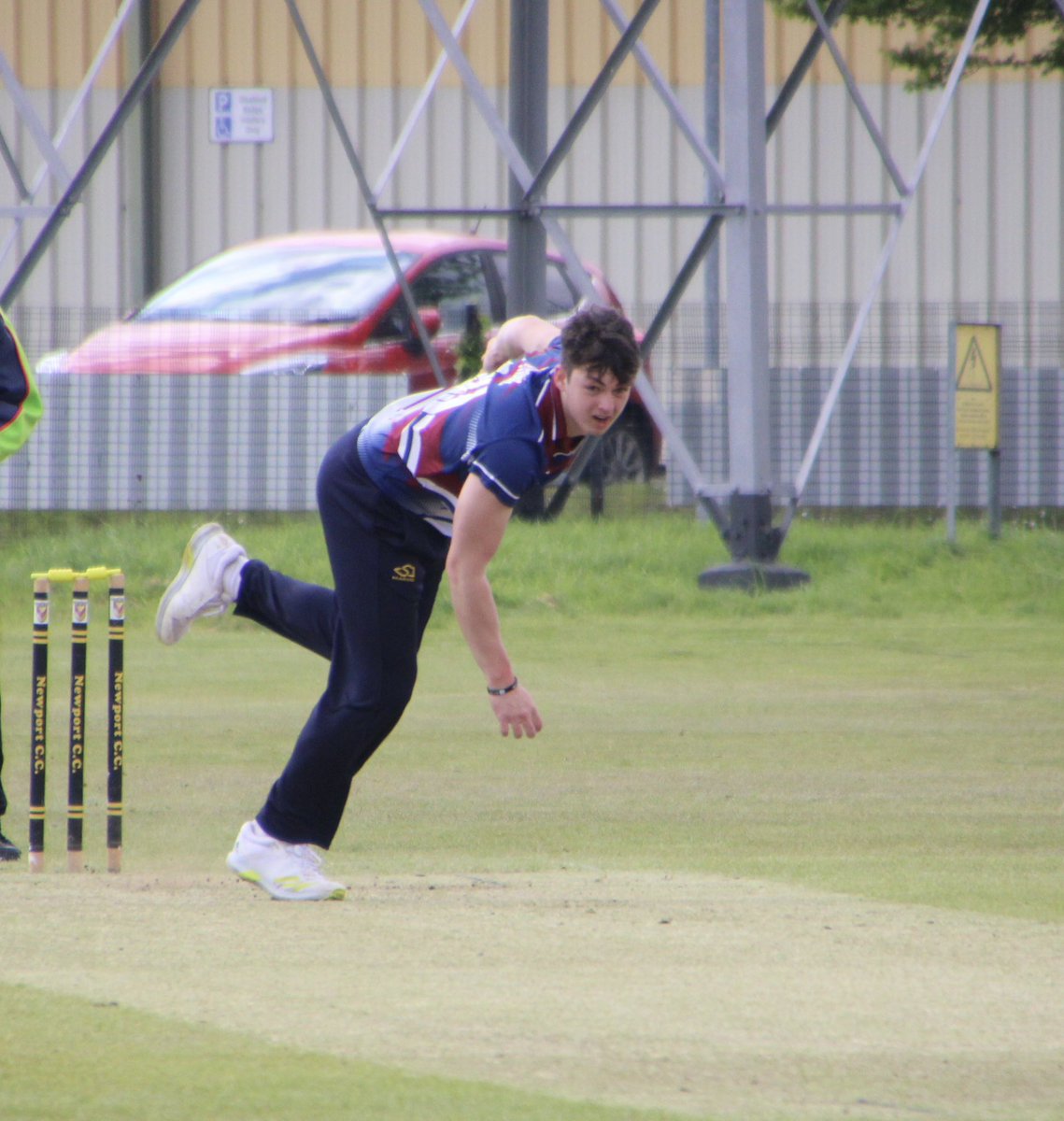 Great to see @William57905038 in some good form today for Oxford UCCE. He will be making his @swpcl debut this Saturday at St Helen’s. 💥☄️ 🏏🦢💙