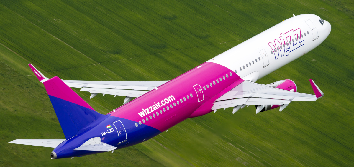 Wizz Air Welcomes UK Sustainable Aviation Fuel Mandate airport-suppliers.com/wizz-air-welco… @wizzair #SAF #SustainableAviationFuel #Airlines #WizzAir @Firefly_Space #Firefly #Biofuels