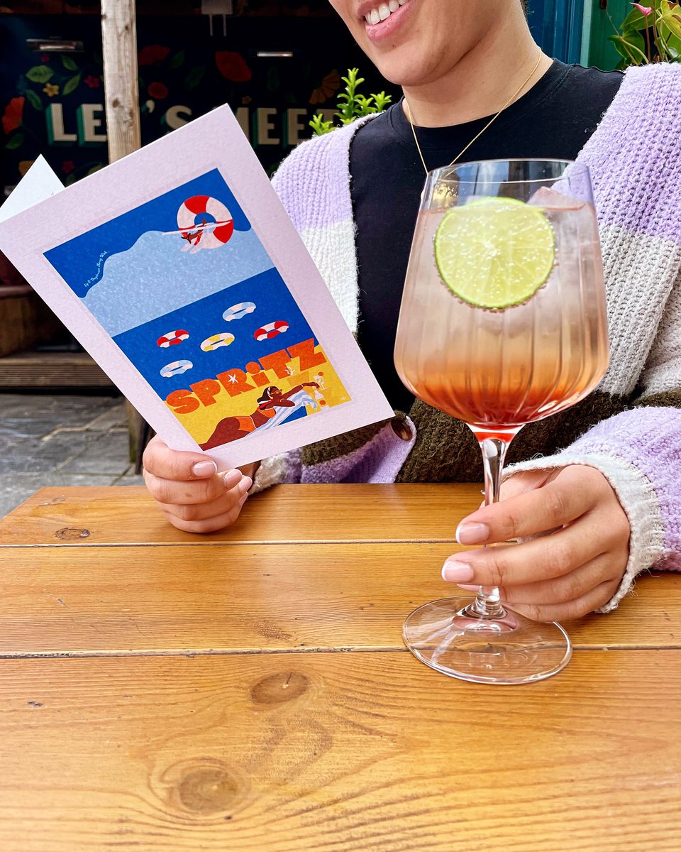 It’s Spritz weather baby ☀️😎🍹! The sun has finally showed its face and so it would be rude not to have a spritz in the garden, right?!

#spring #aprilsun #beergarden #spritz @youngspubs