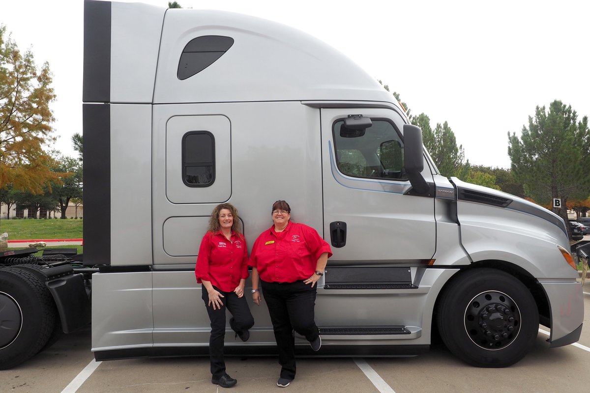 WomenInTrucking tweet picture