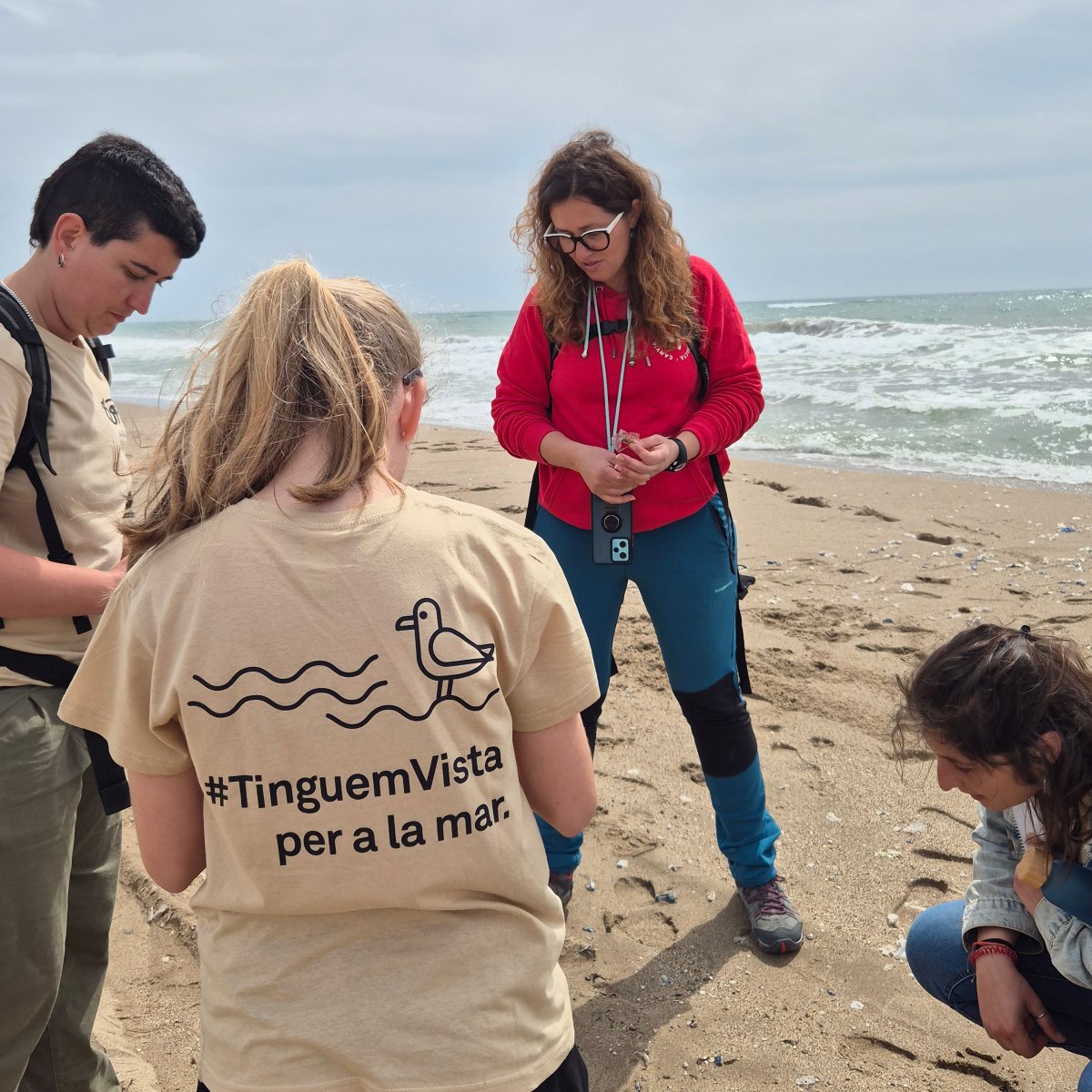 centrobarraquer's tweet photo. TINGUEM VISTA |El pasado sábado 27 de abril un grupo de empleados de #Barraquer y sus familias participaron junto al @ICMCSIC en el proyecto #BioDiverCiutat.
Mediante la plataforma @MINKA_Catalunya identificaron varias especies presentes en la playa de la Murtra, en Viladecans https://t.co/q0007N1iOl