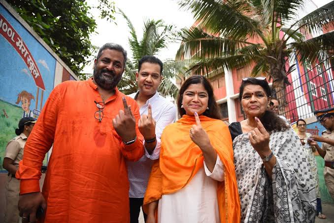 my MP my pride ❤️ @poonam_mahajan