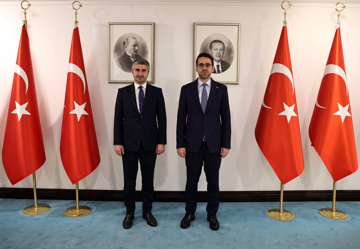 Bakan Yardımcımız Yasin Ekrem Serim, Aile ve Sosyal Hizmetler Bakan Yardımcısı Zafer Tarıkdaroğlu’yla Bakanlığımızda biraraya gelmiştir. Görüşmede, Bakanlıklarımız arasındaki ortak çalışma konuları hakkında istişarelerde bulunulmuştur.