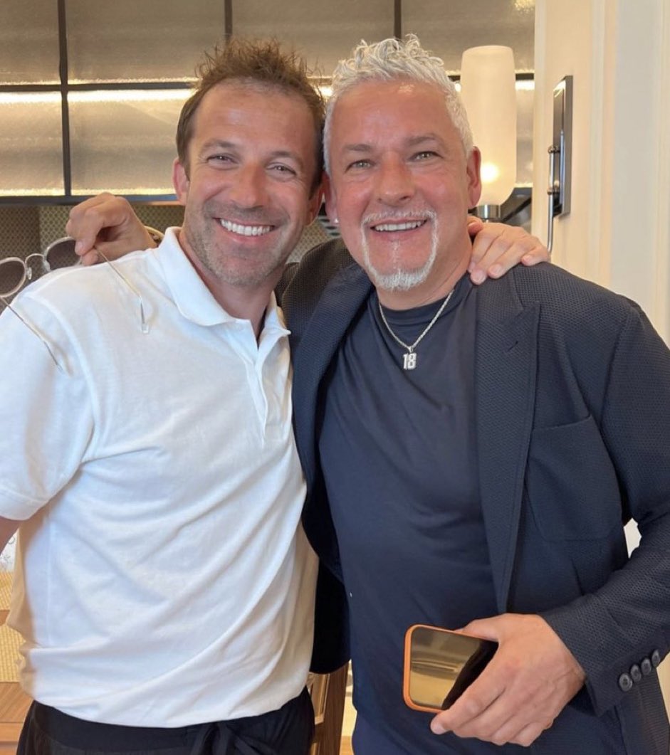IFTVofficial's tweet photo. I want to bring 4 10s to pre-EURO 2024 training: Baggio, Del Piero, Totti, and Antognoni. 

I already spoke with Gravina about it, the official invitations will go out soon. 

Imagine having those 4 watch our training, it would raise the level of the players’ performance.”

🗣 Spalletti to CorSport 🇮🇹⭐️