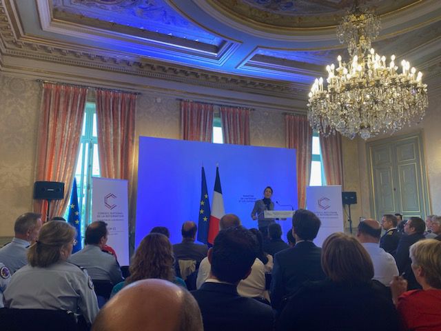 Le 25 avril a eu lieu le lancement du Conseil National de la Refondation de la Prévention de la Délinquance par <a href="/SabrinaRoubache/">Sabrina Roubache</a>. L’ Udaf du Gard a eu l’honneur d’être conviée aux tables rondes et ainsi faire reconnaître son travail.