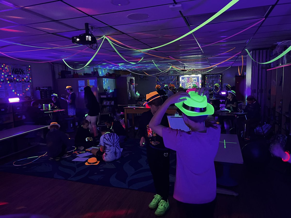 Glow Day OST Math Review Day!! #Excel #BrunswickPRIDE <a href="/BCSDGifted/">Ellen Foster</a> <a href="/BrunswickEdu/">Patrick Geschke</a> <a href="/BCSDMemorial/">Memorial Elementary</a> <a href="/TeachJen2/">Jennifer Clark</a> <a href="/BrunswickCSD/">BrunswickCitySchools</a>