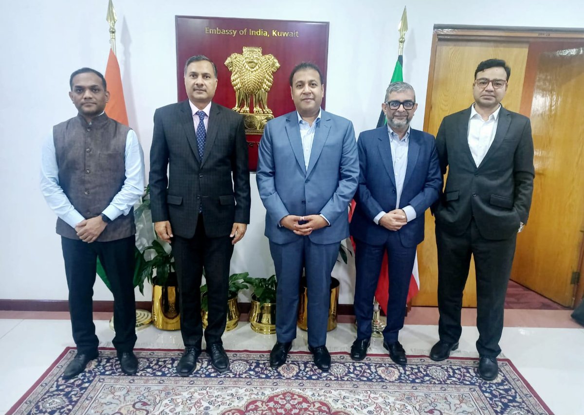 Amb @AdarshSwaika1 had a meeting with Shri G.B.S Raju, Chairman-Airports and senior team from GMR group, one of the leading airport operators in India and abroad. He apprised the Amb of the keeness of GMR on business opportunities in Kuwait.🇮🇳🤝🏼🇰🇼