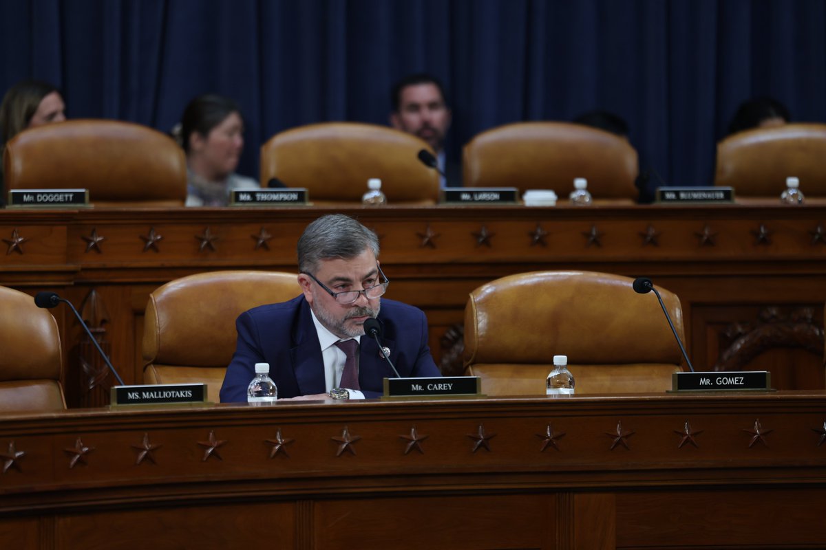 Today in a @WaysandMeansGOP hearing, I spoke to @SecYellen about the Biden administration's proposed regulations which could bring Ohio's ongoing hydrogen projects (and more than 20k good-paying jobs) to a screeching halt.