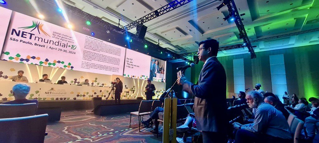 ITU's tweet photo. ITU at #NETmundial+10! 
An important milestone for multistakeholder conversations ahead of the Summit of the Future and #WSIS+20 review, NETmundial Outcomes reinforce WSIS implementation efforts towards #OurCommonAgenda. 
ITU is committed to an open and inclusive Internet for all https://t.co/Fv87dnTNpQ