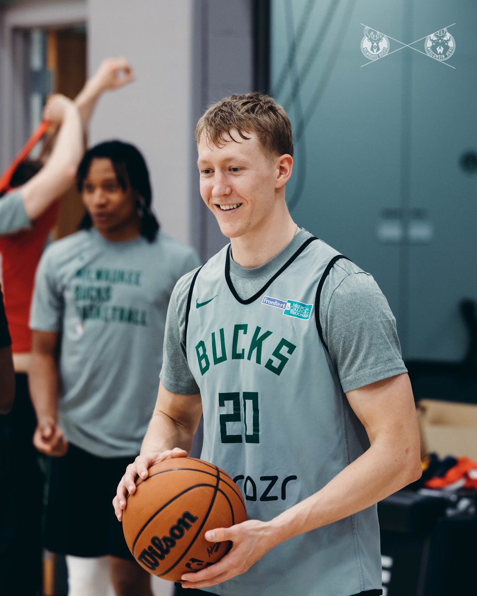 WisconsinHerd tweet picture