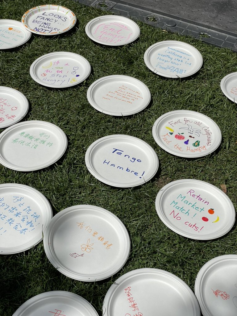 🙌 Our community is decorating paper plates to show @CAgovernor and the legislature that hunger is an immediate and widespread need! #HungerActionDay
