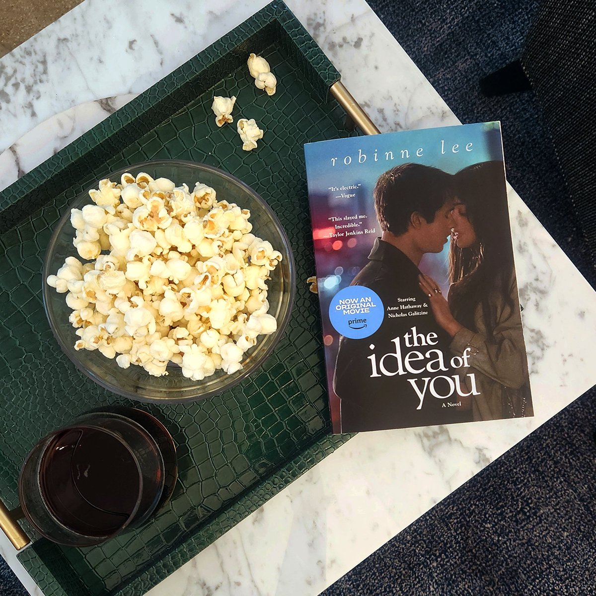 Happy #PubDay to this stunning edition of THE IDEA OF YOU!

Robinne Lee's iconic romance, filled with rollercoaster feelings and steamy encounters, will leave you star stuck. Be sure to watch the movie adaption—streaming on Amazon prime on 5/2. bit.ly/44kG54w