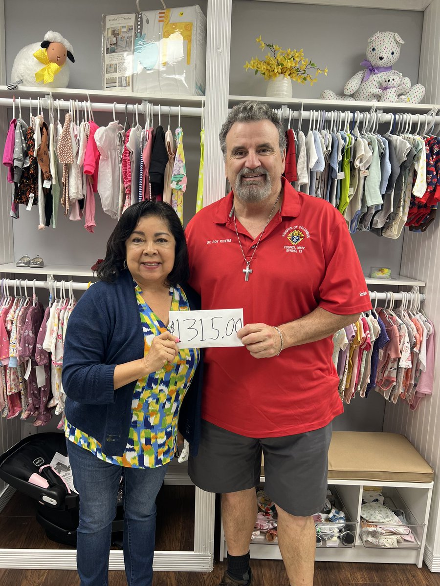 Donated $1315.00 today to Loving Choice for ladies in need. Thank you to everyone who helped and bought tickets for my raffle. 2 years of fishing and Astros raffles I’ve raised over 12k for Loving Choice. God Bless y’all 
#savingbabies 
#KnightsInAction