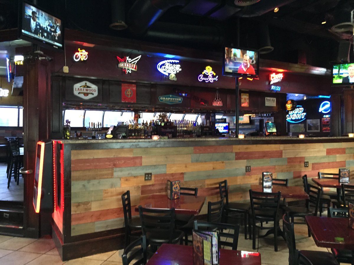 Make plans to visit us this week! 😉

#addisontx #txeats #dallas #dallastx #dallaseats #visittx #visitdallas #sportsbar #barandgrill #burgers #pizza #drinks #bar #patio #outdoordining #eatlocaltx #sportsbartx