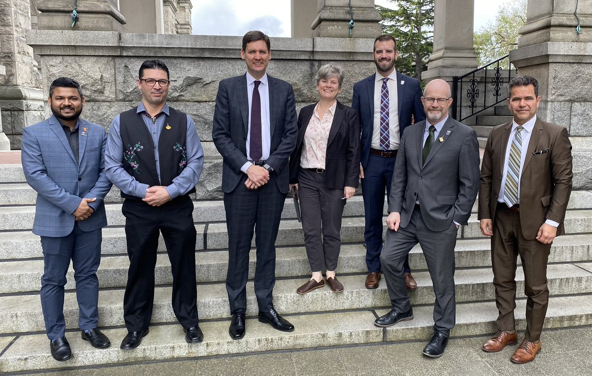 Thanks to the @CityofPG and the Lheidli T’enneh First Nation for making the trip to Victoria. Had a great meeting this morning on the their vision to be a leader in BC’s new hydrogen economy.