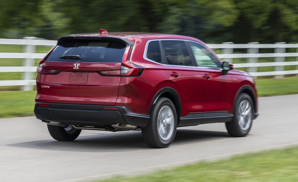 Ready to take on family adventures 🏞 #CRV 

#HondaCRV #TeamHonda #SUV #FamilyCar #FamilySUV #SportSUV #FamilySize #FamilyRoadtrips #FamilyAdventure #SummerRoadtrip #WeekendRoadtrip