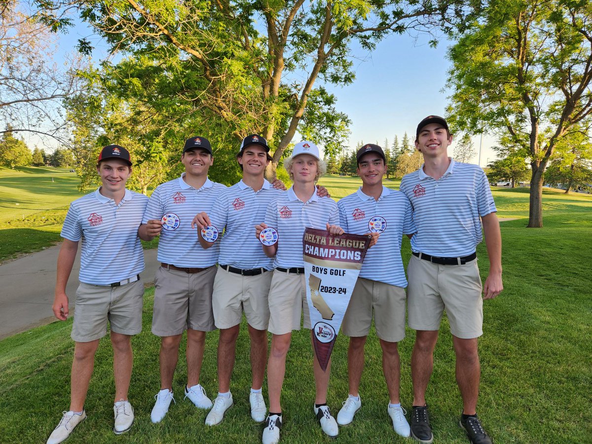 Not only did the Varsity Golf team secure the Delta League Championship, but they also maintained an undefeated record! Matthew Miyamoto, Luke Dariotis, Kees Hoogendyk, and Luke Sedleniek ranked in the top 10 players of the league!