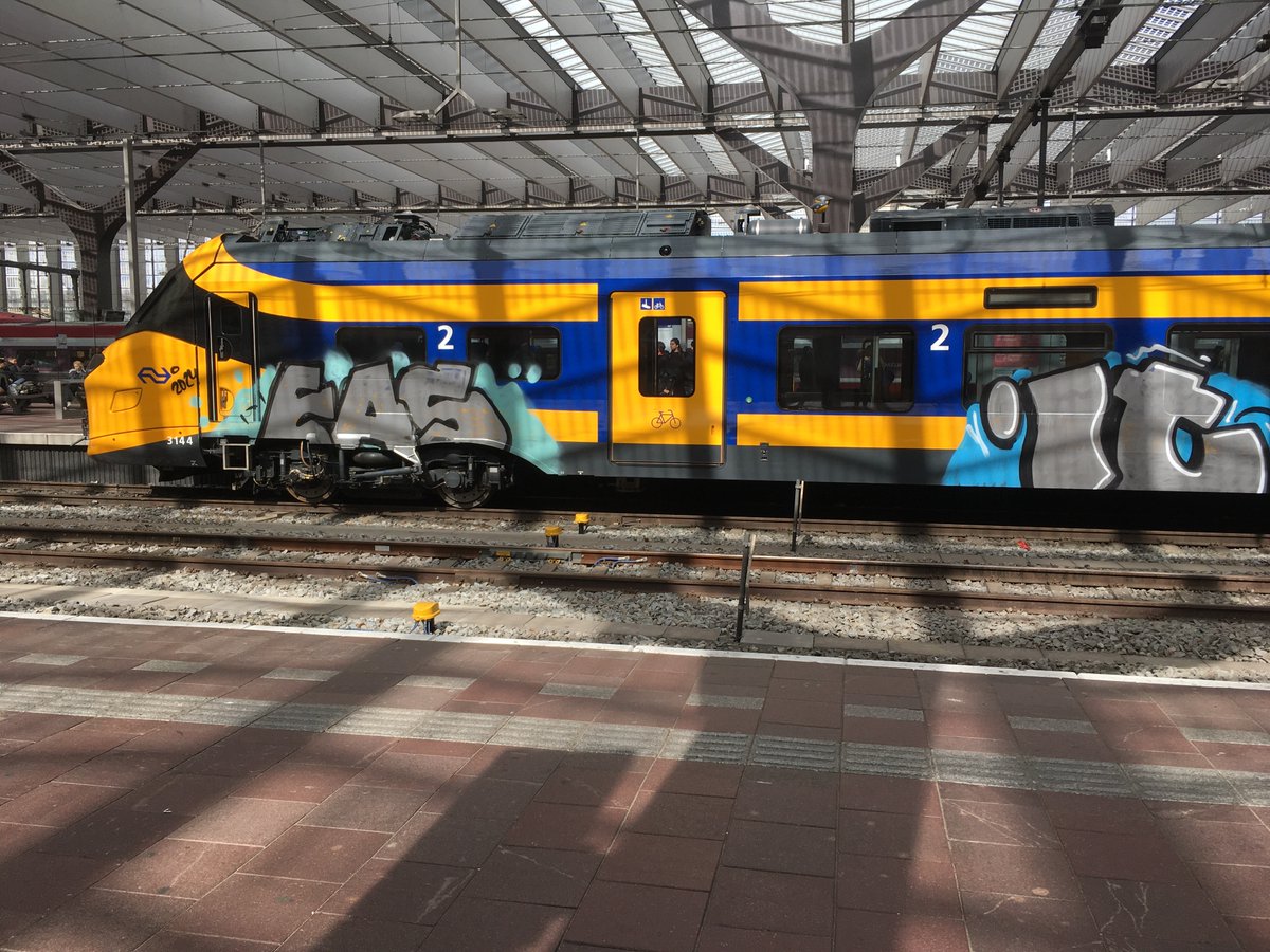 <a href="/AndyBTravels/">AndyBTravels</a> Sad but true <a href="/AndyBTravels/">AndyBTravels</a>. How about these brand new trains at Rotterdam Central Station? 🤨 <a href="/NS_online/">NS online</a>