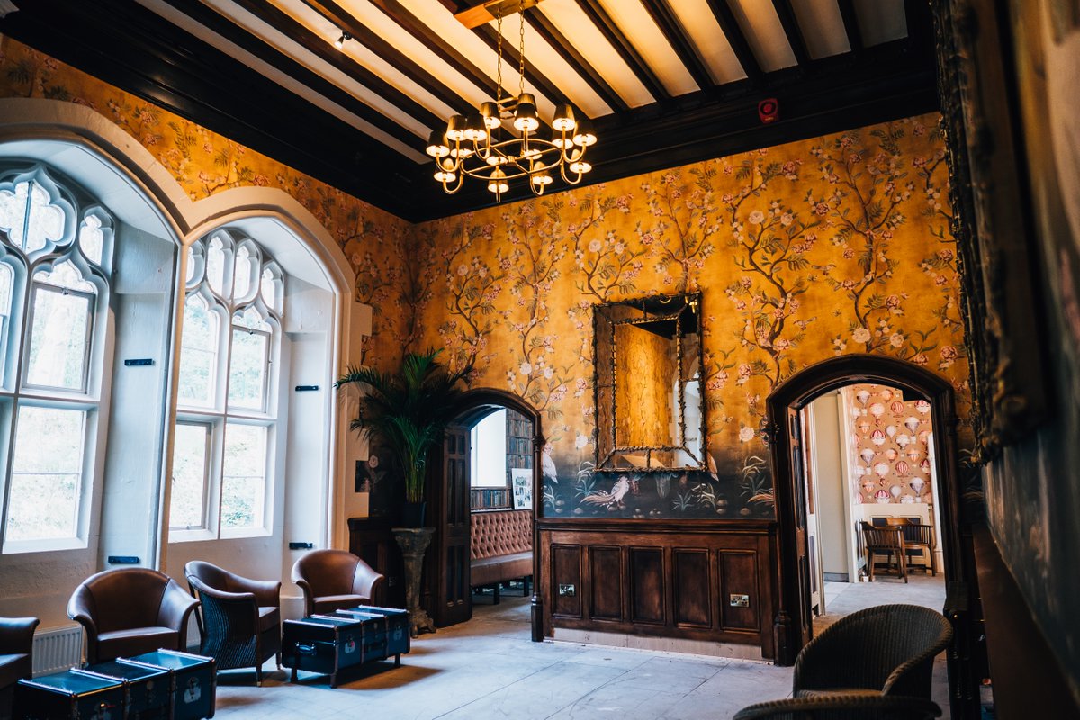 Have you seen Lancashire's newest wedding venue @wenningtonhallhotel which opened for the first time this weekend? 😍 Take a look here for more 👉 visitlancashire.com/information/pr… Image credit - Rachel Joyce Photography