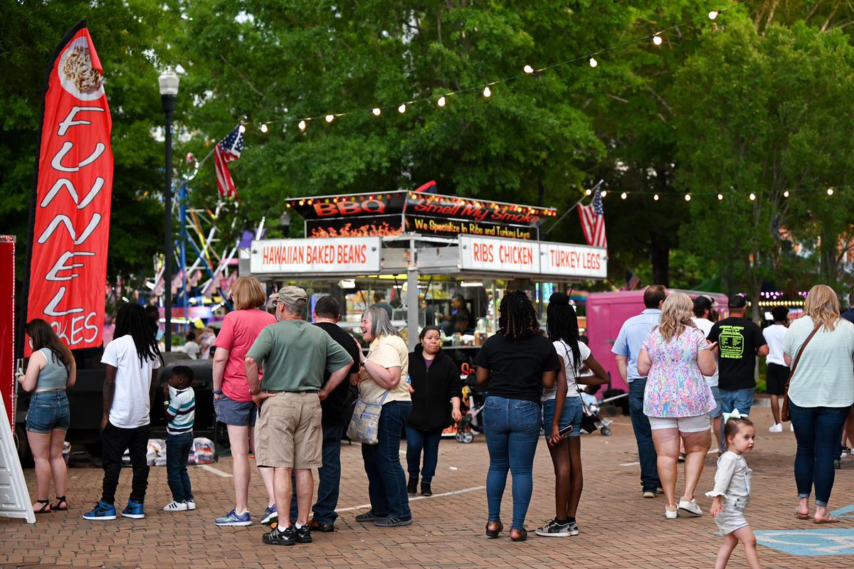 It's almost time for the Abbeville Spring Festival, taking place May 2-4 featuring: 🎡 Fun Rides 🎶 Live Music 🍗 Delicious Food 🖼 Arts Vendors 🎈 Kidzone Get details about this must-attend event and learn more about our other small town festivals! visitold96sc.com/festivals/