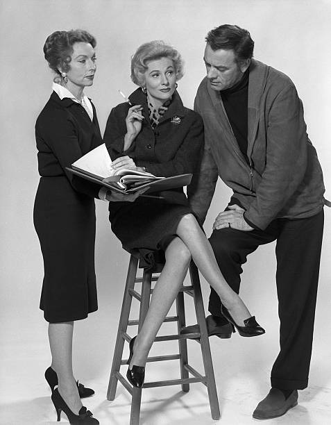 Agnes Moorehead, Joan Fontaine, and John Ireland for “Startime” 1960 episode, “Closet Set.”