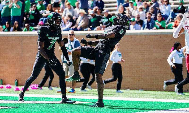 SVioareanMartin's tweet photo. #AGTG After a great conversation with @PCobbs43 I’m blessed to receive my third official D1 scholarship from @MeanGreenFB 
#GMG 

@Palestine_FB @CoachJamesReyes @on3 @247Sports @dctf @BrandonOSports @TFloss32 @__CoachMorris https://t.co/NHBM7JPMiN
