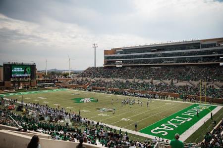 #AGTG After a great conversation with @PCobbs43 I’m blessed to receive my third official D1 scholarship from @MeanGreenFB 
#GMG 

@Palestine_FB @CoachJamesReyes @On3sports @247Sports @dctf @BrandonOSports @TFloss32 @__CoachMorris