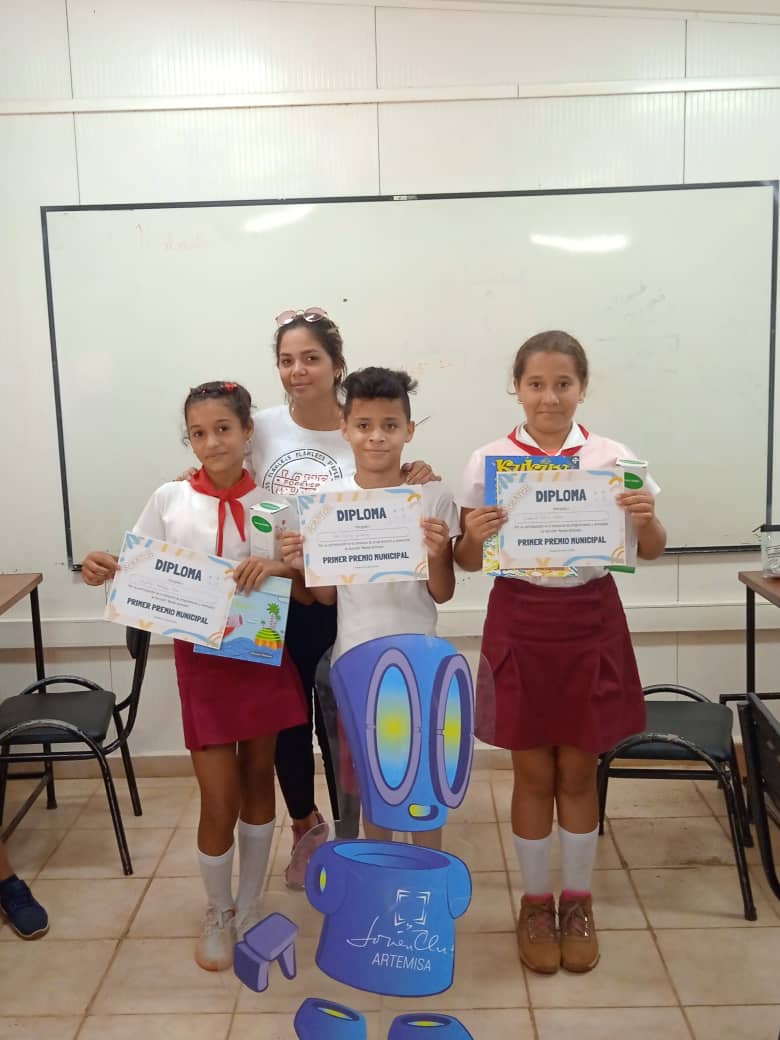 YaderysM28581's tweet photo. #Artemisa Juntos Somos Más.Los ganadores del concurso municipal de Scratch por un mundo animado https://t.co/jzRXTDvMCy