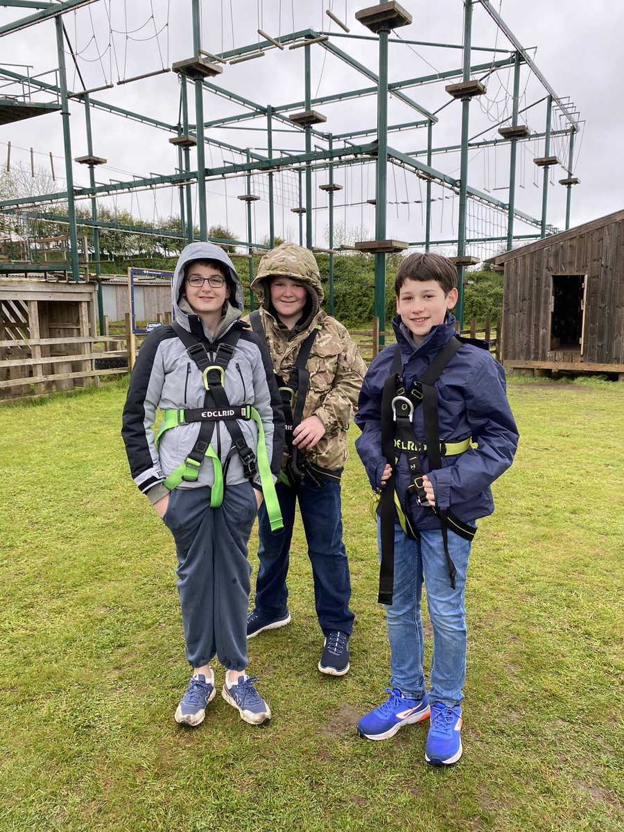Sports | Kew House School tweet media