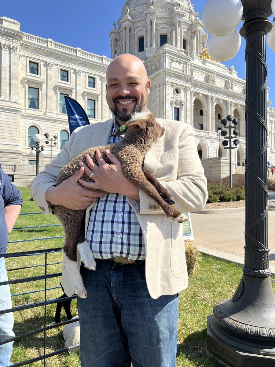 Representative @WalterHudson is really a big softy at heart. #ThreeRiversParks #DayAtTheCapitol