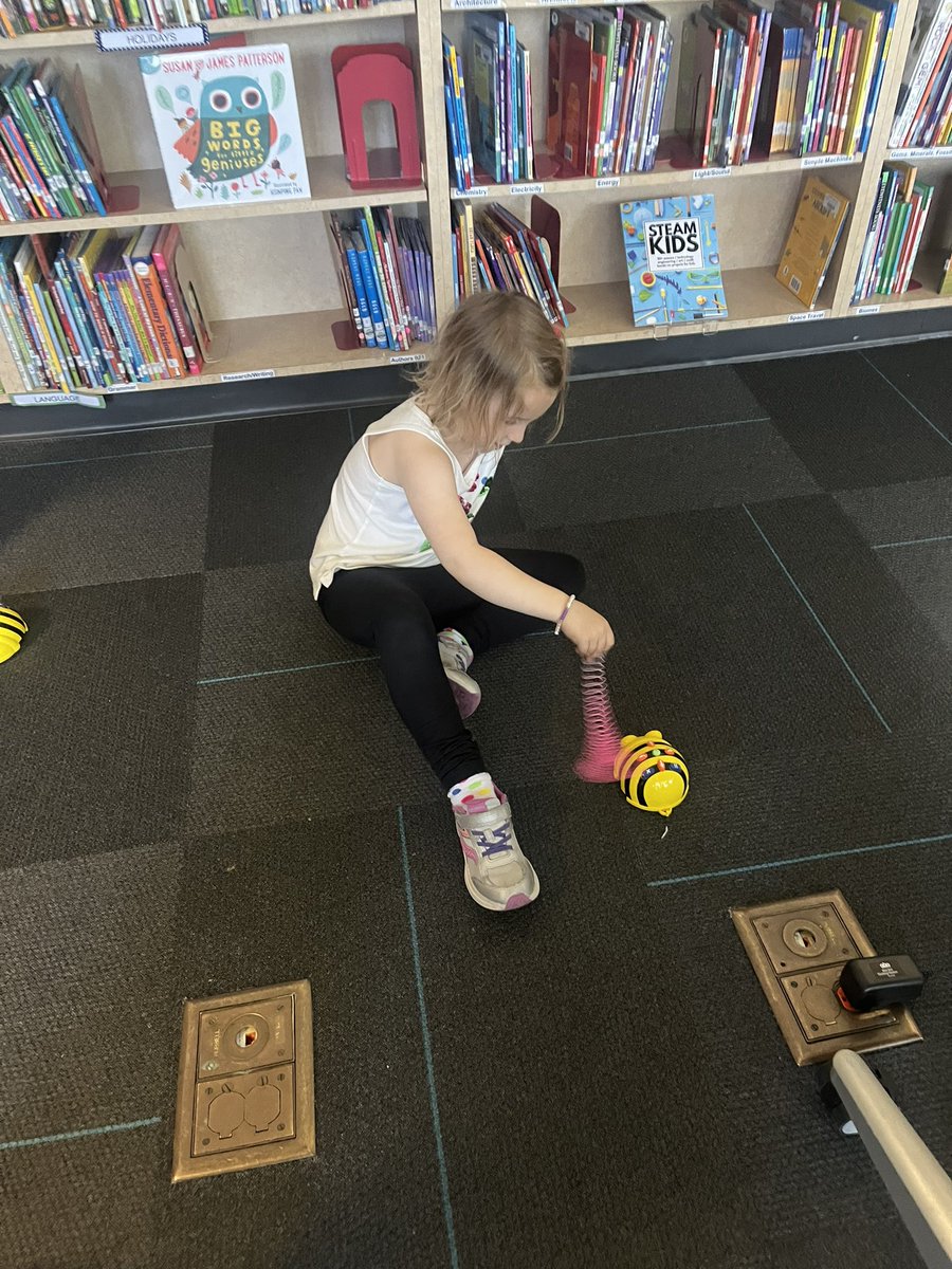 K’s learned the connection among ships, a spring and a marvelous thing…a slinky! What fun making their own accidental inventions! <a href="/SHlightbulblab/">Margo Newtown</a> <a href="/LakeForestSD67/">Lake Forest School District 67</a>
