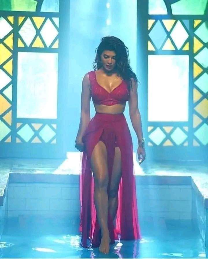 Hawtness ft #JacquelineFernandez 🔥😍