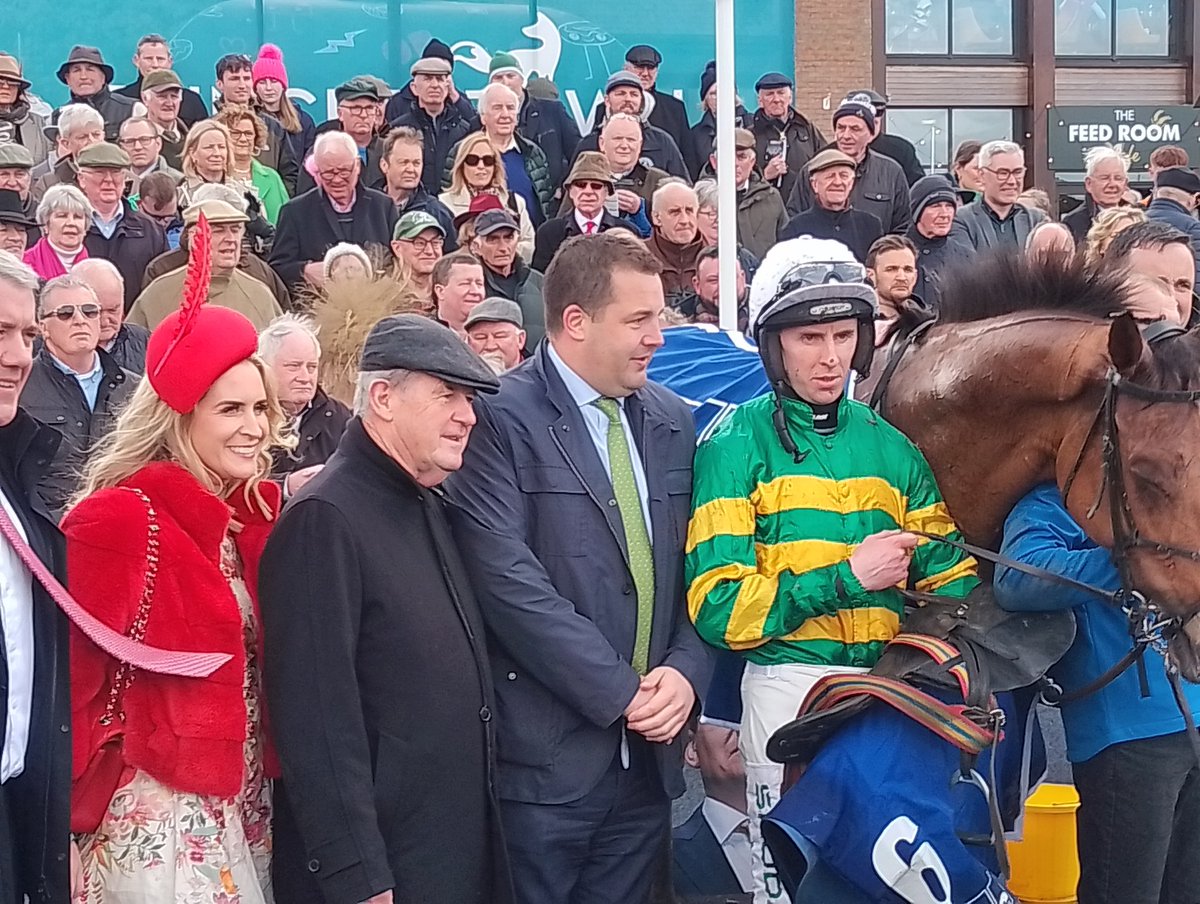 MYSTICAL POWER has enjoyed festival victories at Aintree + Punchestown. 
Spare a thought for FIREFOX 2nd today & at Aintree 3rd at Cheltenham. FIREFOX will win the 2024 DRINMORE at @Fairyhouse next December having won his prep at @Downroyal . That's my prediction 
#Punchestown