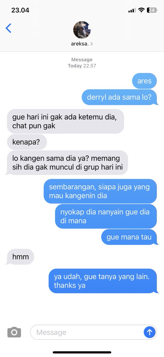 vntexx's tweet photo. Vmin few tweets local au 

kelihatannya memang gak suka satu sama lain, tapi kalau udah berduaan gimana?

cw // harsh words https://t.co/U0tkvqT283