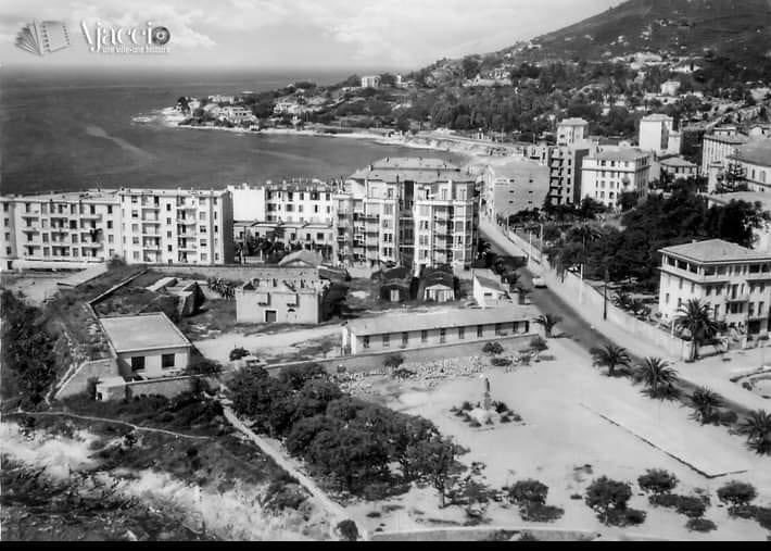 Ajaccio, place Miot, en 1951.