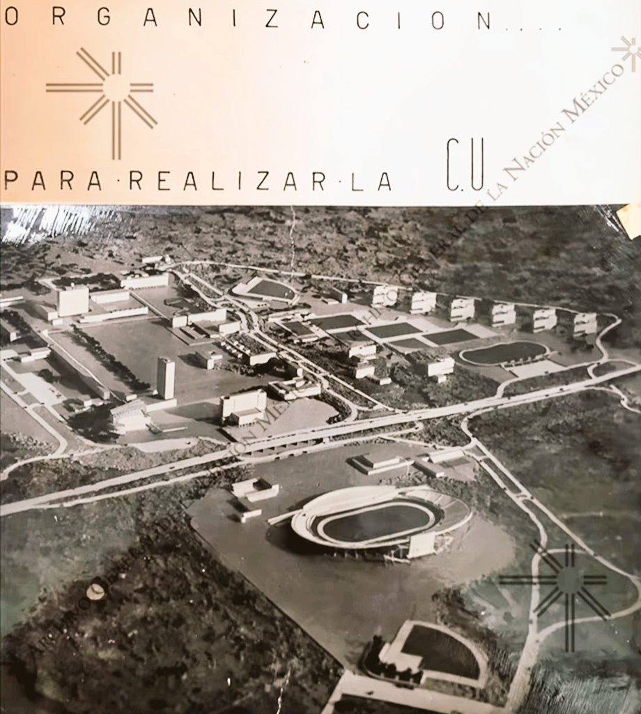 Mira!
Así iba a ser el Estadio Olímpico Universitario originalmente.
Este diseño fue parte de la primera maqueta que se presentó de la Ciudad Universitaria.

Se ve muy diferente a como quedó finalmente.