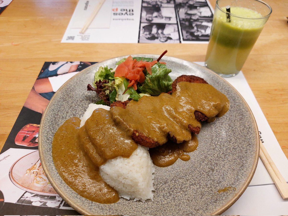 Yummi dinner at the Wagamama in Kensington Yasai Katsu Curry with Power Juice