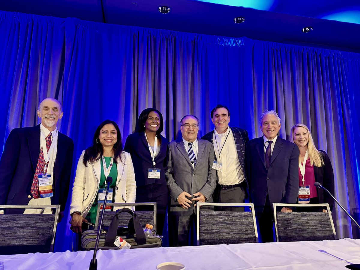 Multidisciplinary Mitral Valve Extravaganza! World renowned cardiac surgeons, cardiologists and cardiac anesthesiologists made it multidisciplinary in true sense. It was an honor for @ChoyLewis1 and me to moderate this session with these legends! #SCA2024 #AATS2024