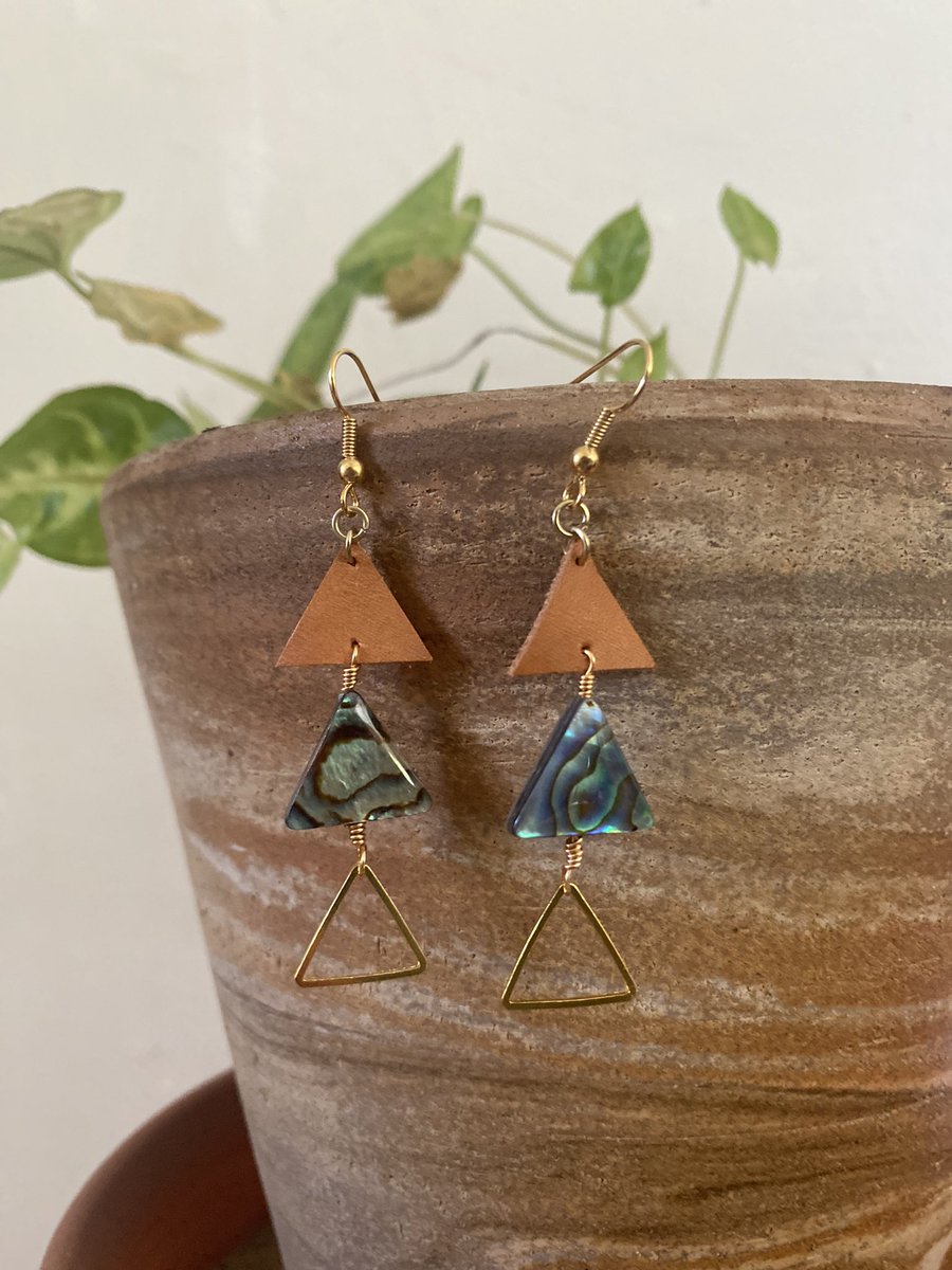 Root to Rise Holistics tweet media