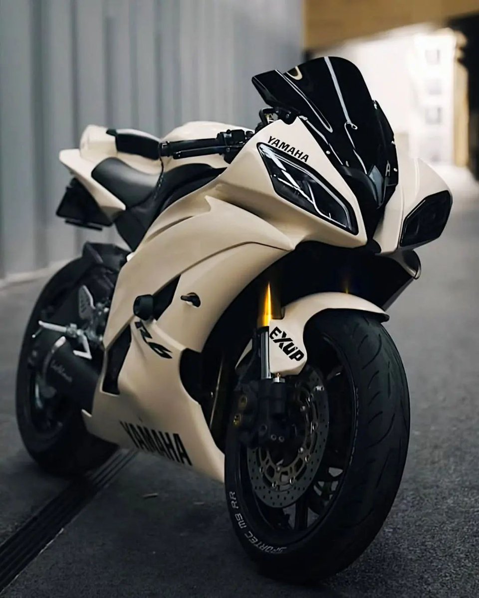 Yamaha R6