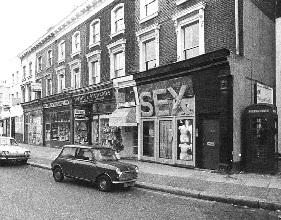 October, 1976. 'Sex', 430 Kings Road. The car owned by Vivienne Westwood, a green Mini, can be seen parked outside the shop. Photo by Bob Gruen. From the SP photo archive on FB