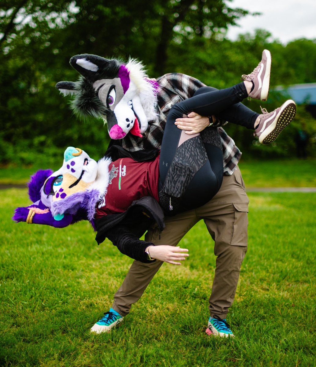 I'd bend over backwards for her ❤️ 7 months with this pretty gal 💖 ✨️💗 @_harpertea 📸 ~ @IronYote