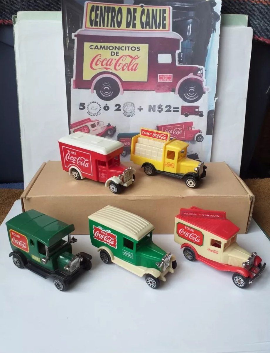 crissdc06's tweet photo. Amaba las cajitas de sonrics y la colección de carros de coca-cola y Caricaturas que veia ren y Stimpy,vaca y pollito,Rocko,una canción que escuche en canal 28 fue The mars Volta Inertiatic supe su nombre varios años después,espero pueda sonar #elcamino105 @corelis  @klukis340 https://t.co/VzR9TRC2oT