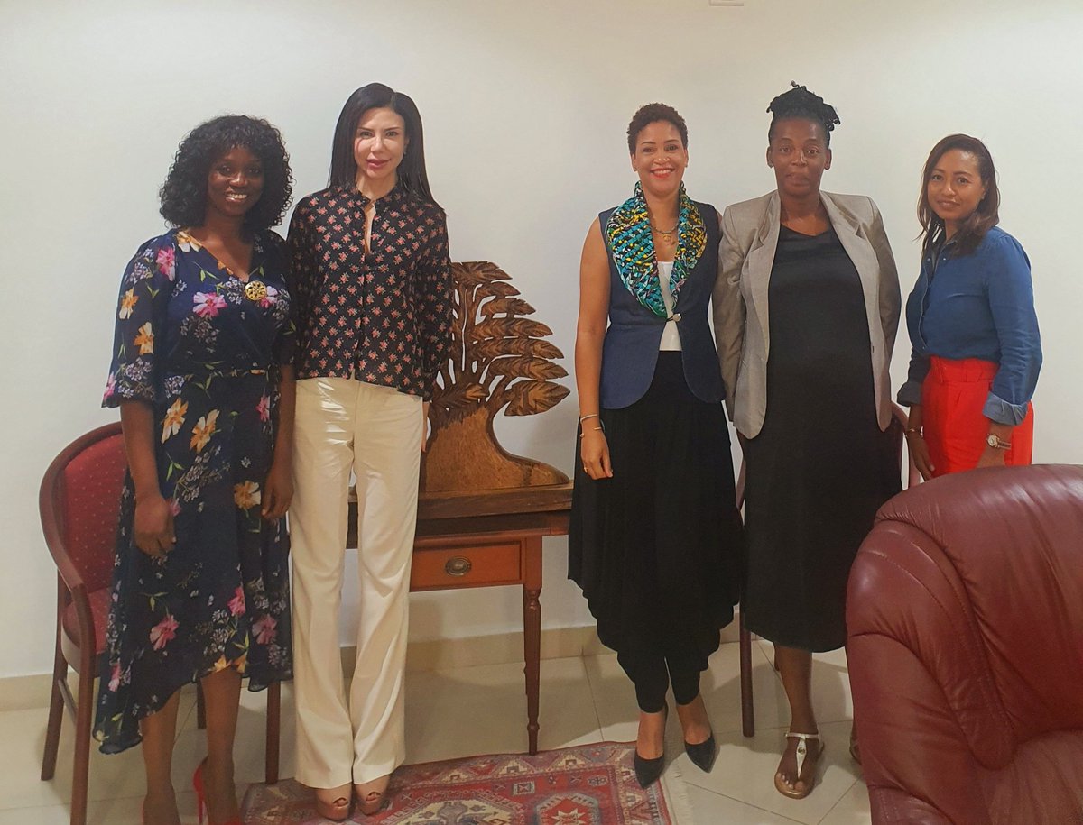 Cooperation en matière d'entrepreneuriat féminin engolobant  l'agriculture, l'élevage, les cosmétiques, l'art culinaire et la transformation des produits du terroir au cœur d'un très bel échange avec les dames d'African Women's Entrepreneurship Program - #Gabon #AWEP 🇱🇧♀️🤝🏽🇬🇦
