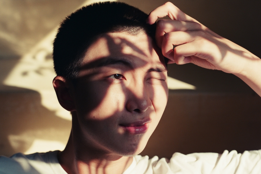 soompi's tweet photo. #BTS's #RM Reveals 1st Concept Photos For Upcoming Album "Right Place, Wrong Person"
https://t.co/RcJKcMRIjC https://t.co/ZaLTjRx2Cv
