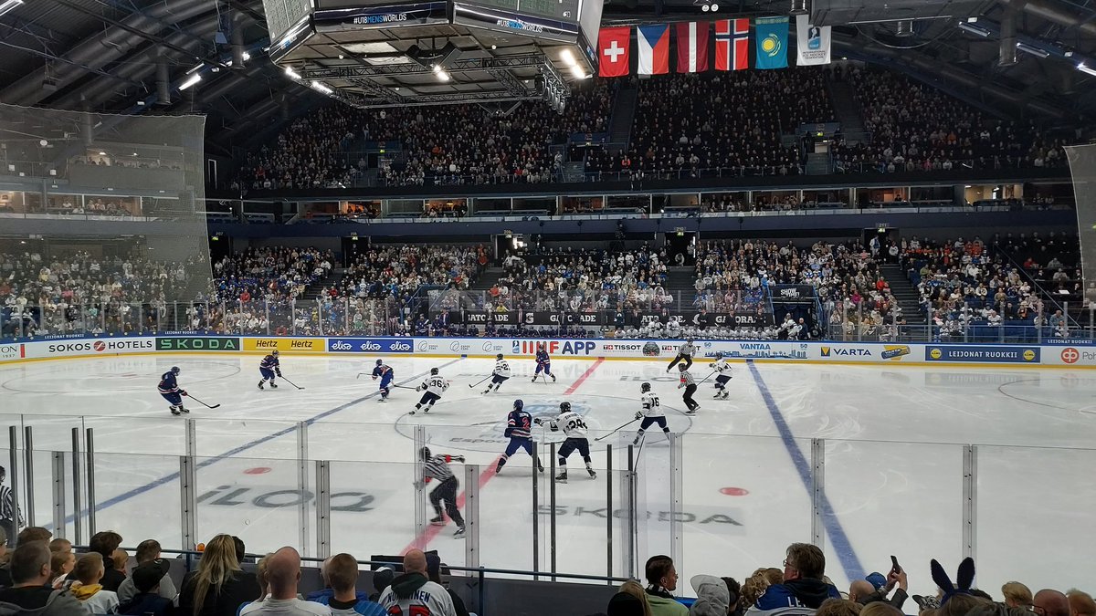 Suomi vs USA. 💪🏒 #mmkisat #Espoo 🇫🇮💥🇺🇸 #U18MensWorlds #FINUSA @leijonat @usahockey