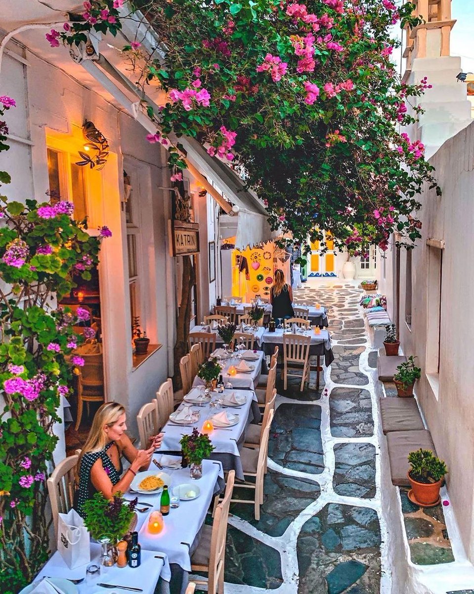 Mykonos, Greece 🇬🇷
Beautiful 📷