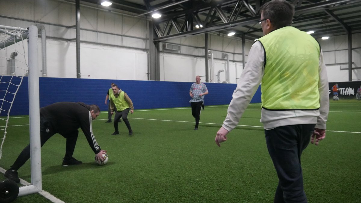 We had a fantastic turn out today at our Claret in Mind session held at @TheLeisureBox. We'd like to thank everyone who came down courtesy of @WeAreLSCFT and our local community mental health teams.💙