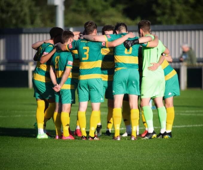 not in uncharted waters, and in a familiar situation, semi final tonight at the apex taxis stadium, runcorn linnets v City of Liverpool, nearly a sold out game, 3ard attempt for the yellows, can it be done??